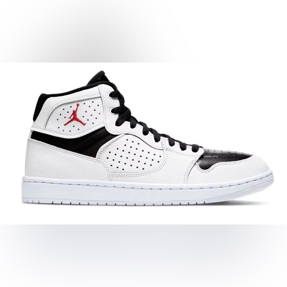 Jordan Access Jumpmans. No tags but never worn. Size 13.